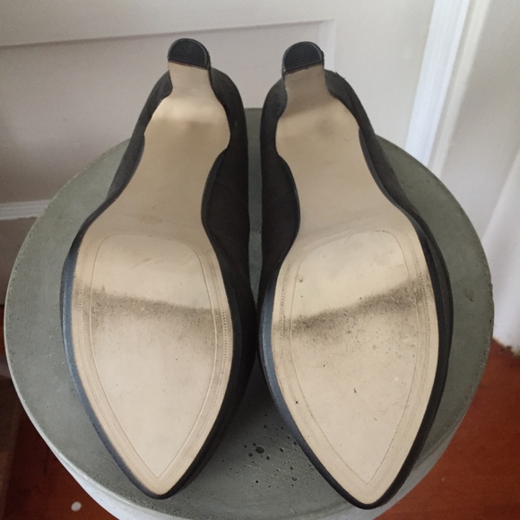 NWT Zara Trafaluc Gray Suede Platform Pumps 6.5 - Picture 4 of 5